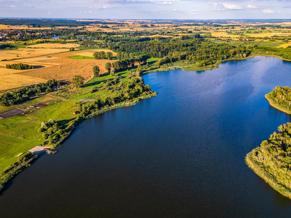 Pensjonat Zielone Wzgorze Lipiany Esterno foto